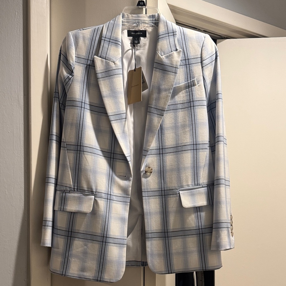 Halogen Blue and White Plaid Blazer NWT, size 2